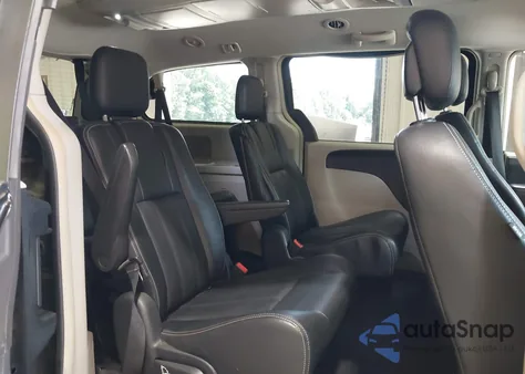 2016 Chrysler Town & Country Touring from USA, damaged, VIN 2C4RC1BG3GR281225